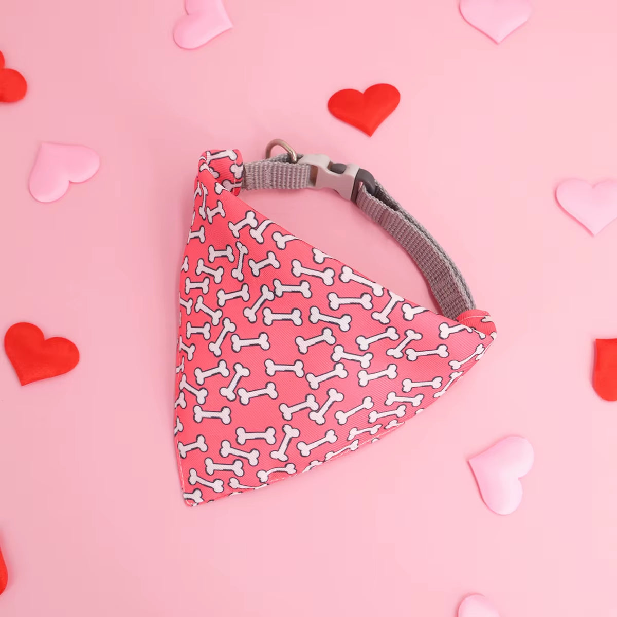 Adorable Cartoon Bear Dog Scarf - Perfect for Small Dogs and Cats! Keep Your Pet Stylish and Clean!