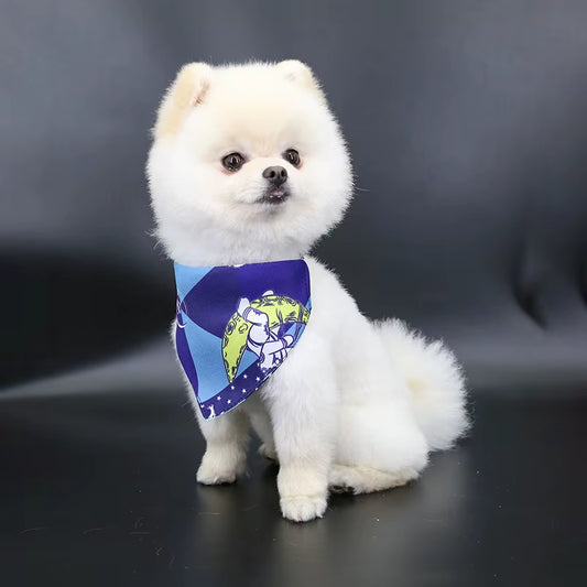 Adorable Cartoon Bear Dog Scarf - Perfect for Small Dogs and Cats! Keep Your Pet Stylish and Clean!